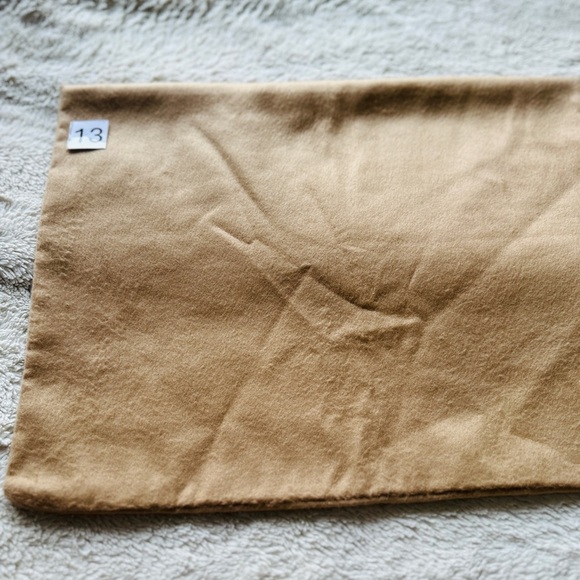 Louis Vuitton Tan Dust Bag - Picture 4 of 6